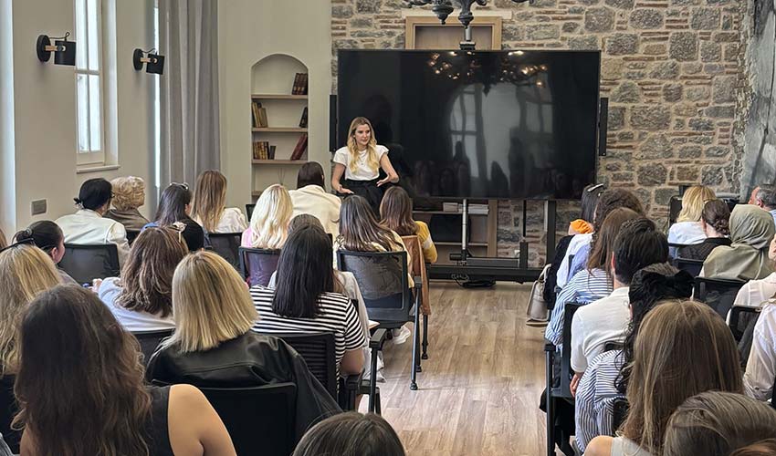 Değişimin Gücünü Anlattı