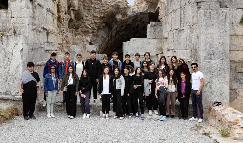 İznik Roma Tiyatrosu’nu turizme kazandırdı