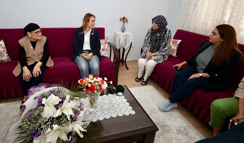 Şehit annesine anlamlı ziyaret