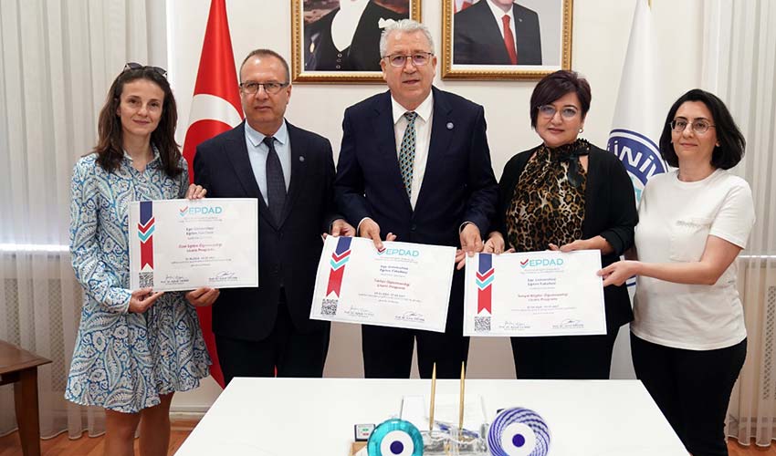 Eğitim Fakültesinde üç program akredite oldu