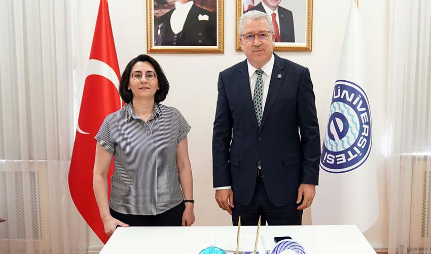 ChatGPT’nin ürettiği metinlerin söylem analizini gerçekleştirecek