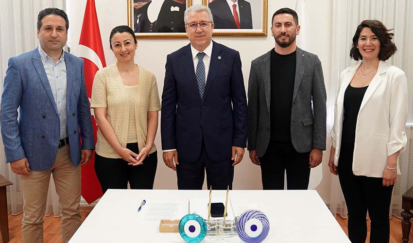 Isıl stresi azaltan ve nefes alabilen akıllı giysiler geliştirecekler