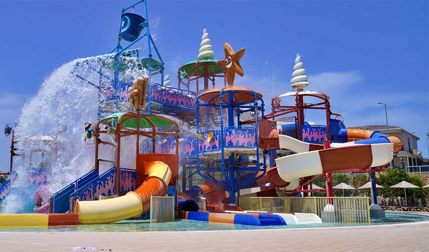Oasis Aquapark sezonu açıyor