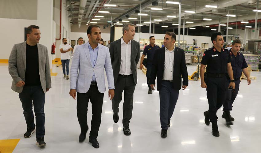 Küllerinden yeniden doğdu