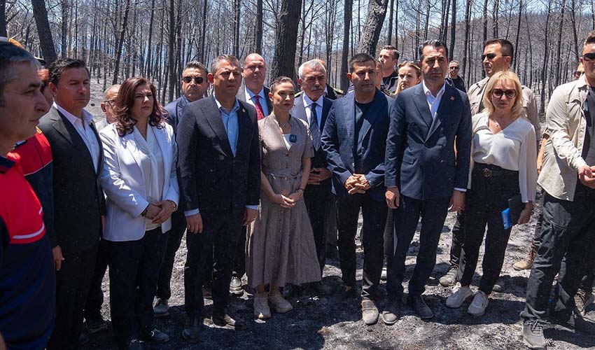Özel’den Kuşadası ve Selçuk’a 'geçmiş Olsun' ziyareti