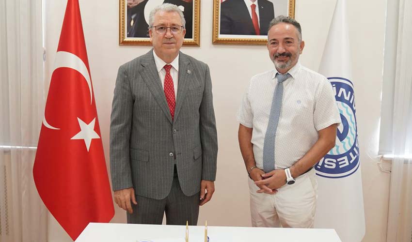 Egeli akademisyenden Azerbaycan’da bir ilk