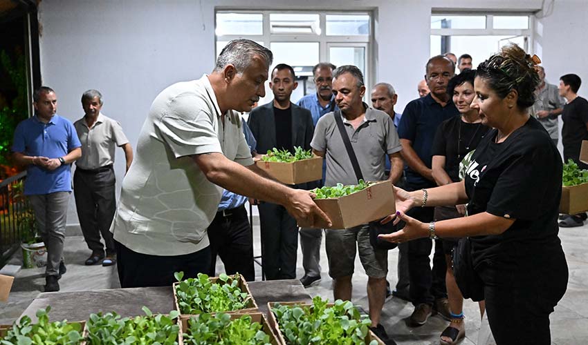 Bornova’da kışlık sebze eğitimi