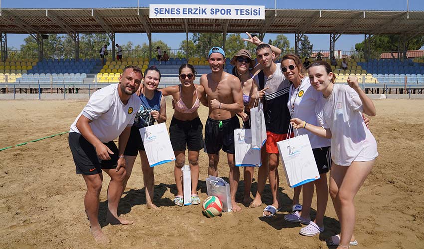 Deniz Bayramını kutladı