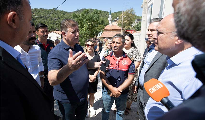 İtfaiye ekipleri Yamanlar Köyü'nde