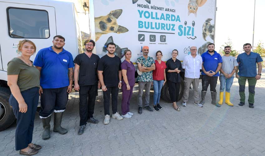 Yangından kurtarılan hayvanlar rehabilite ediliyor