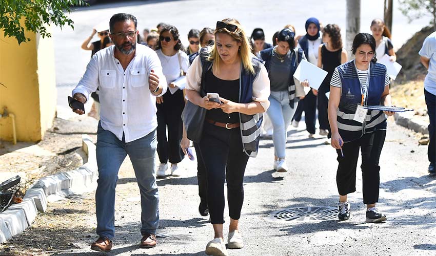 Yangın bölgesinde kapılar tek tek çalındı