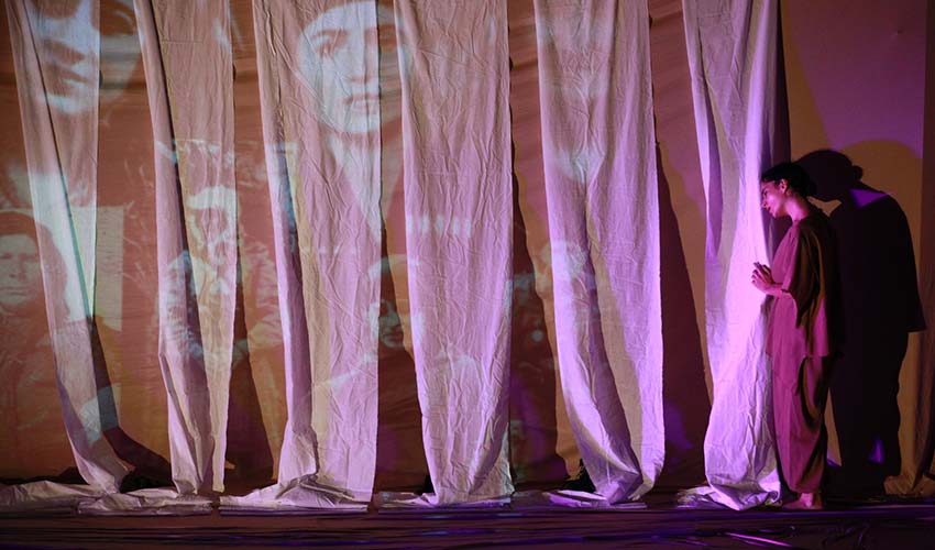 Kurtuluşun Kadınlarına Efes Selçuk’ta ayakta alkış