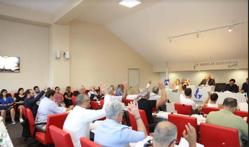 Çanta ve Kırtasiye Güzelbahçe'den