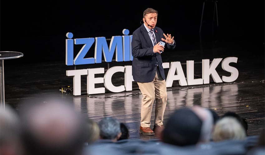 İnsanın insanı yönettiği son kuşak olabiliriz