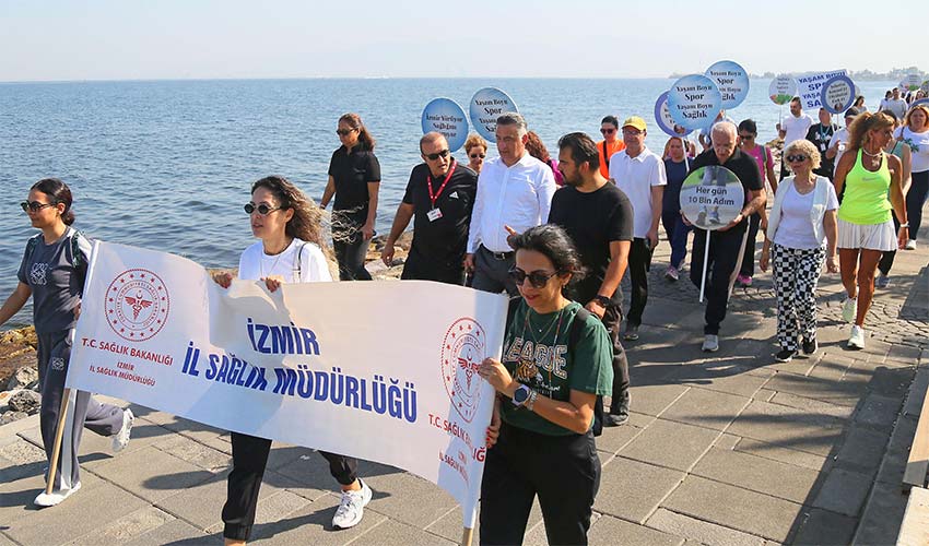 Sağlıkla Kal yürüyüşü