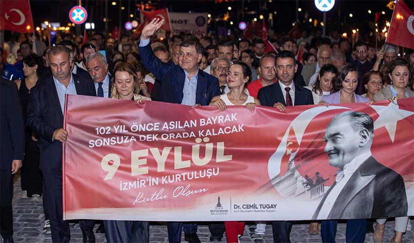 Mustafa Kemal’in askerleriyiz