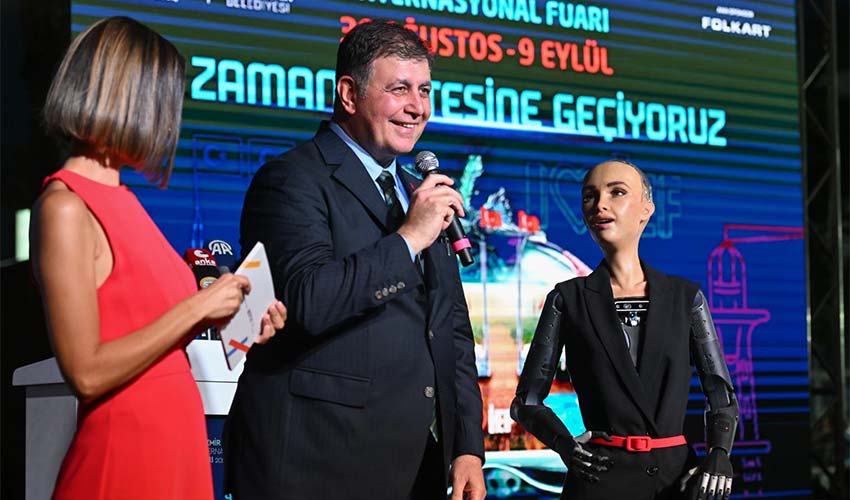 93. İzmir Enternasyonal Fuarı yüz binleri ağırladı