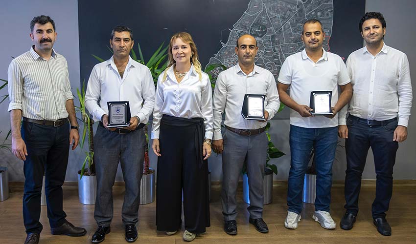 Örnek temizlik çalışanlarına teşekkür