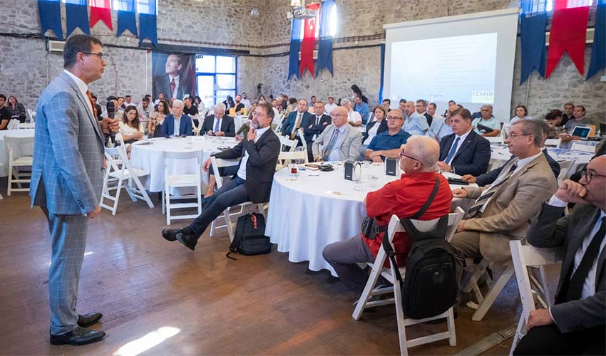 Deprem riski ve alınacak önlemler konuşuldu