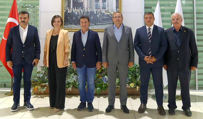 Kıyı Ege Karabağlar’da toplandı