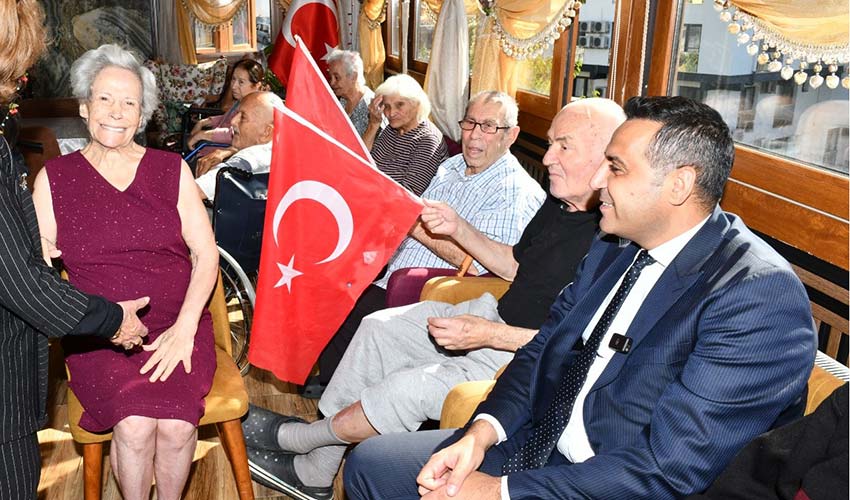 Bilgelik Dolu Çınarlarla bir araya geldi