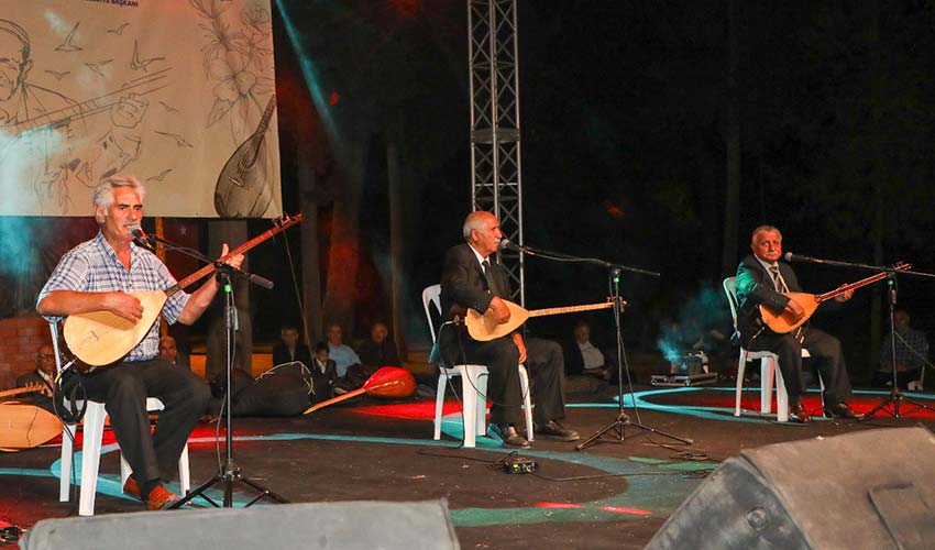 Buca'da Aşıklar Şöleni