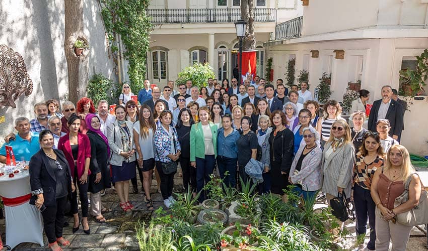 İmzalar eşitlik için