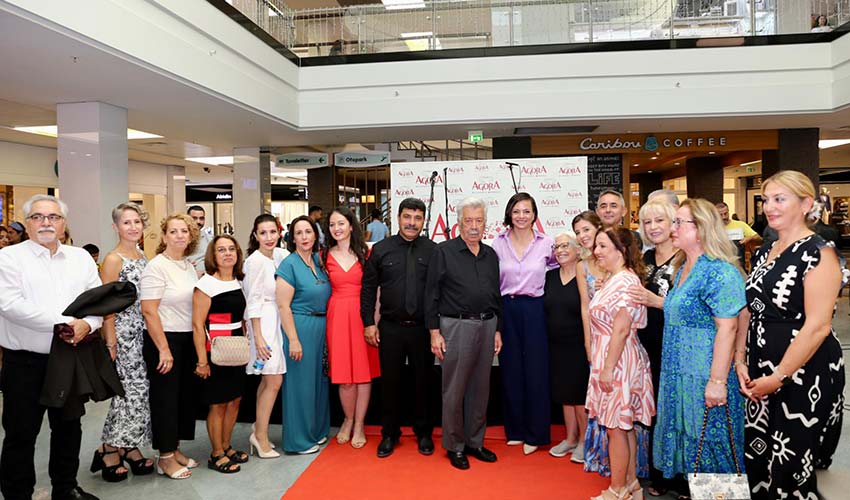 Kavacık Karnavalı İzmir’e renk getirdi