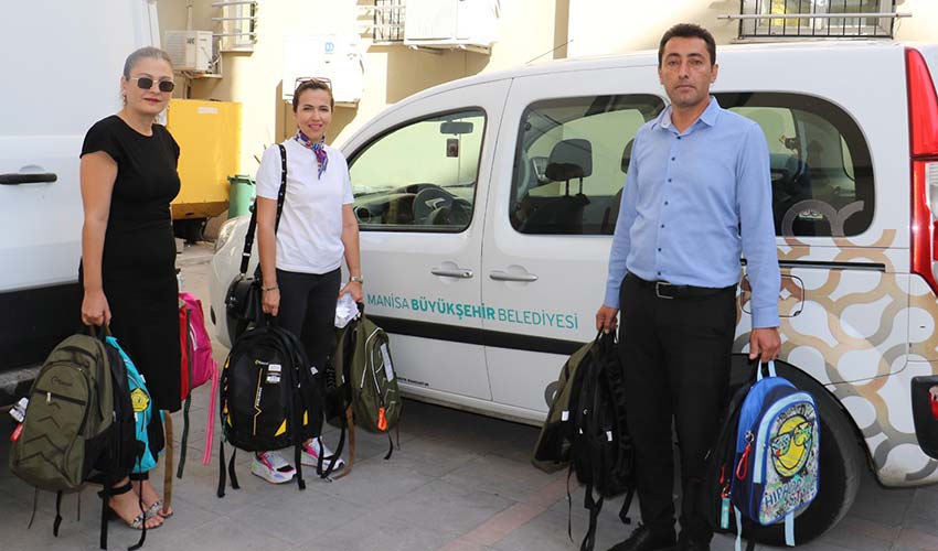 Büyükşehir’den Öğrencilere Kırtasiye Desteği