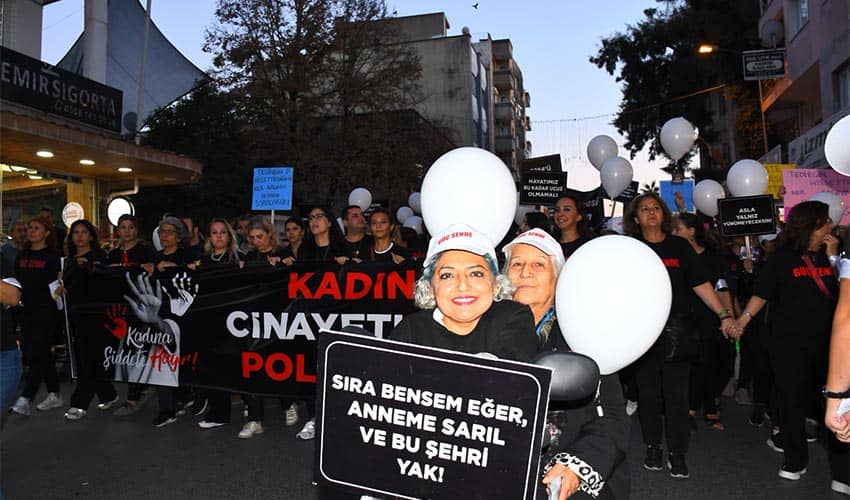 Kadın cinayetlerine tepki