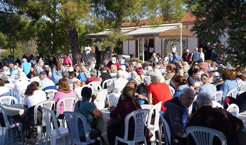 Seferihisar’ın Çınarları yeniden piknikte buluştu