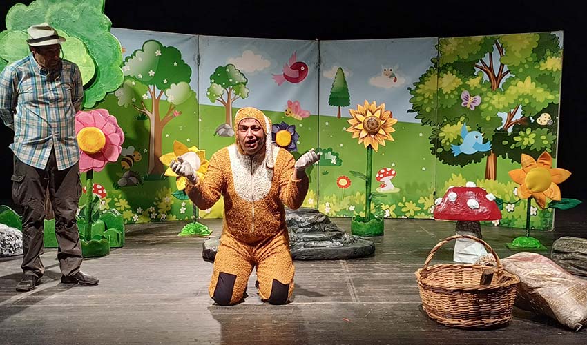 Sıcakkan hafta sonları da sahnede