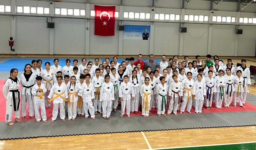 Geleceğin şampiyonları Bornova’da yetişiyor