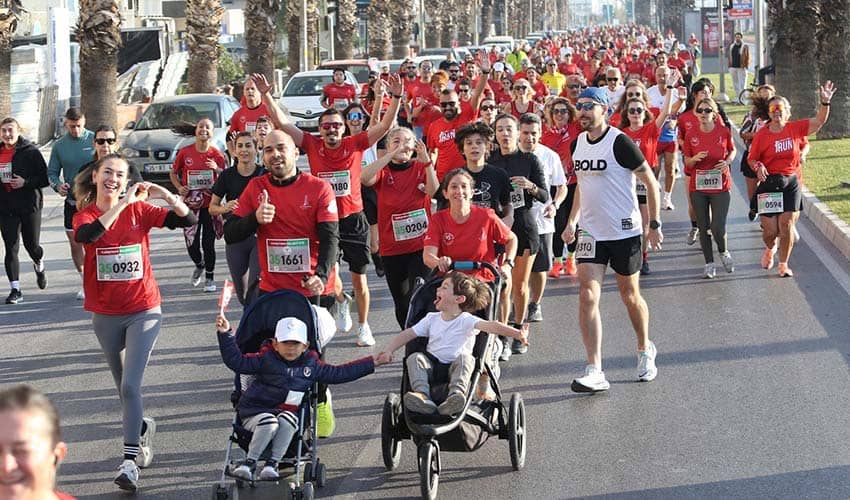 Karşıyaka 30. kez Ata’dan Ana’ya koştu!