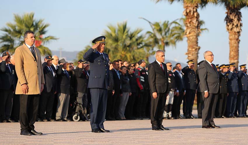 Büyük Önderimizi Saygı, Sevgi ve Özlemle Anıyoruz