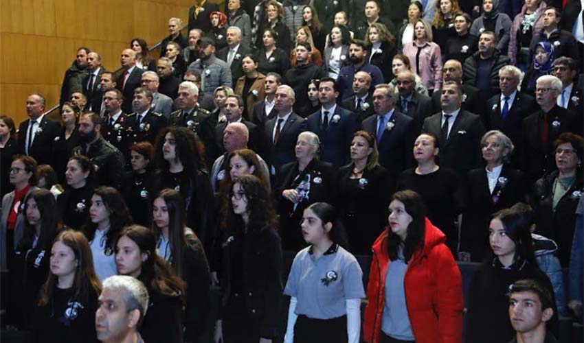 Bergama Ulu Önderimizi Saygı Ve Özlemle Andı