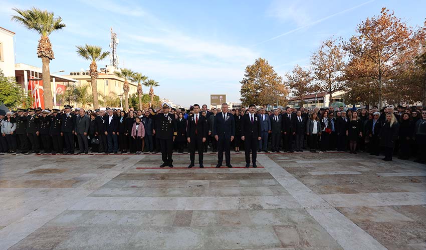 Urla’da saygı ve özlemle Atatürk'e vefa