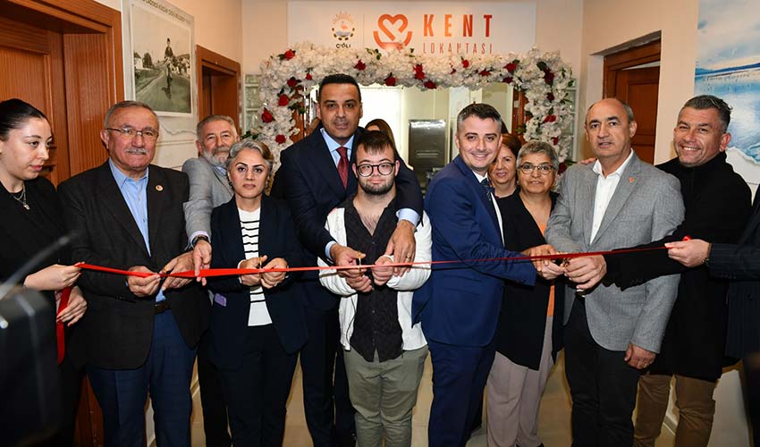 Sıra, paylaşarak çoğaltmakta…