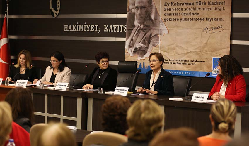 Narlıdere’de, kadın ve siyaset konuşuldu