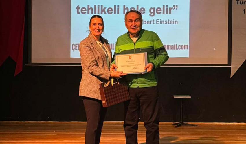 Gençlere iklim krizi ve küresel ısınmayı anlattı