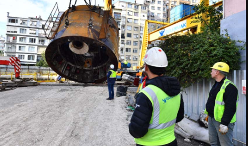Buca Metrosu’nda “dev mesai”