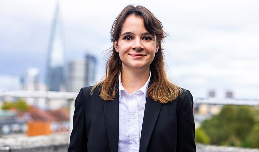 İzmirli mühendis İngiltere’nin elektrik dağıtım şirketinde