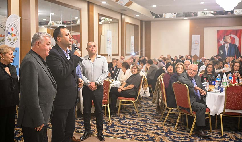 Bornova’daki Giritliler ile buluştu