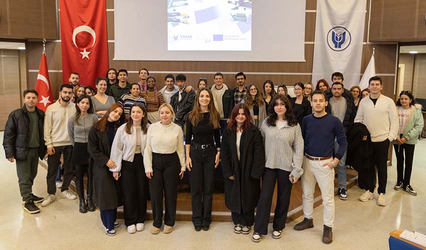 Gençlere AB’den dijital dönüşüm desteği