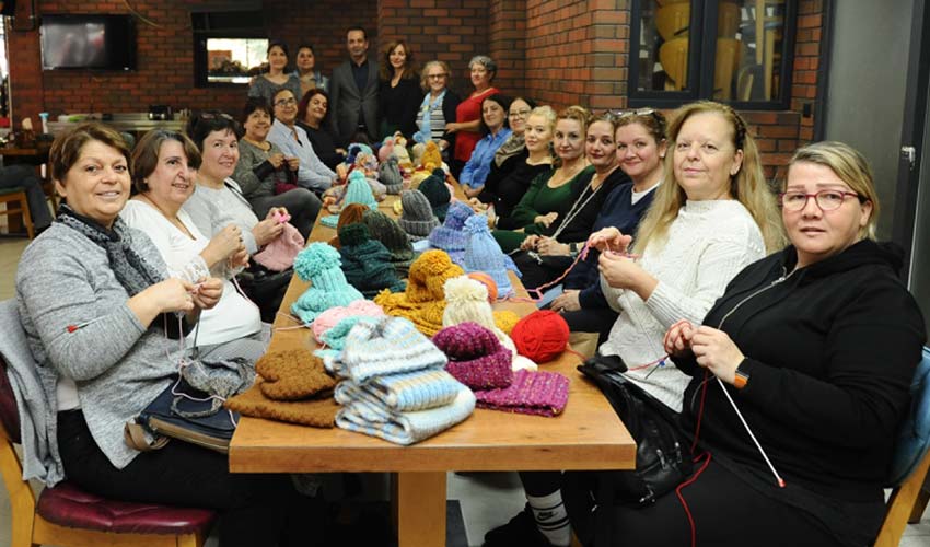 Bir Yumak Bir Gülüş