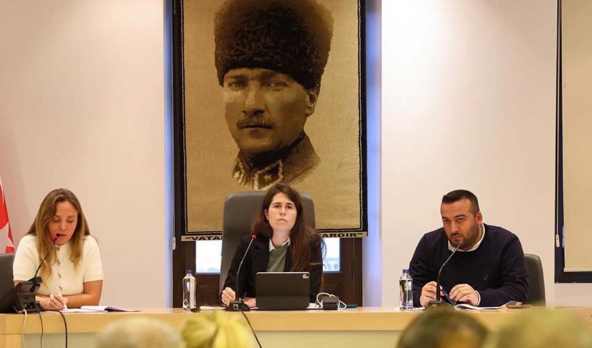 Ortak akılla Çeşme’ye dair fikirleri ortaya koymak için çalışıyoruz