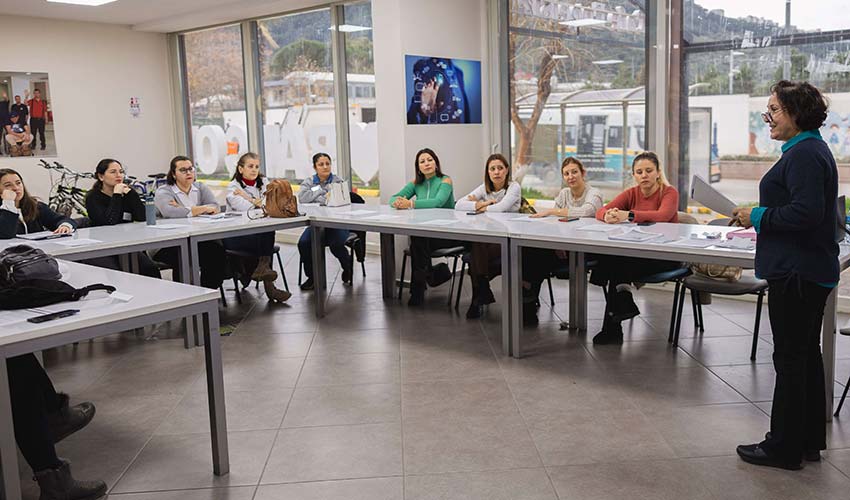 Bu eğitimi alan anneler çocuklarıyla doğru iletişim kuruyor