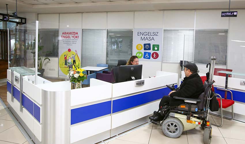 Karabağlar'dan Engelsiz Masa