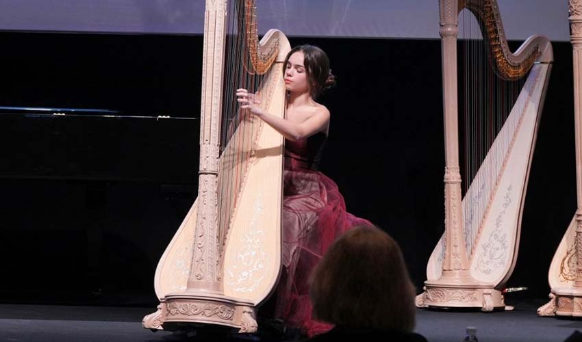 Zeynep Duru Güleç İzmir'in gururu