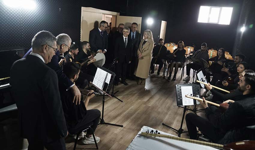 EÜ DTMK öğrencileri çalgı çalışma odalarına kavuştu